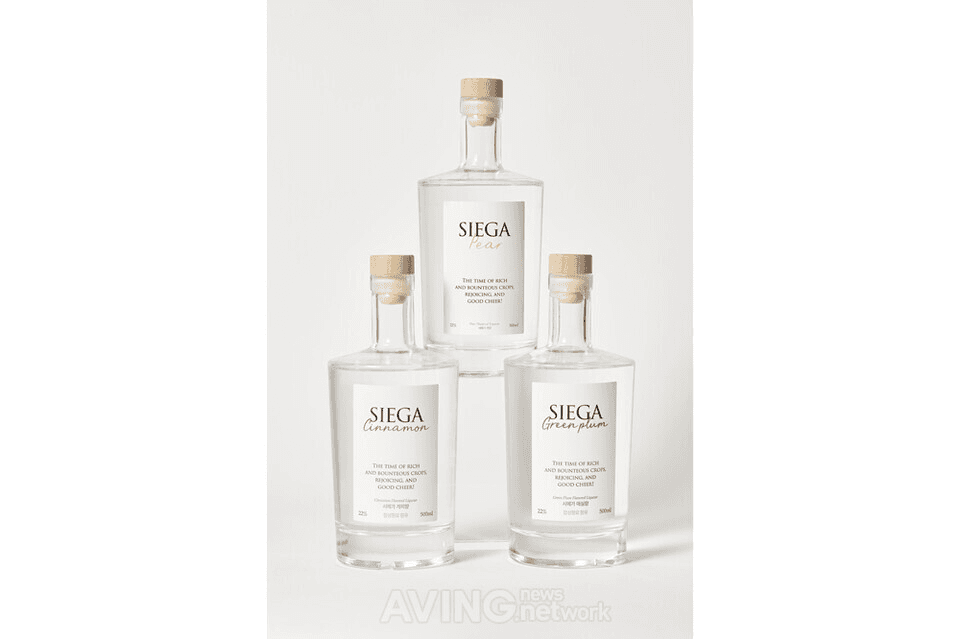 SIEGA liqueur series | Photo provided by J1
